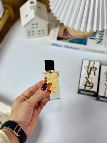 عطر و ادکلن مینی زنانه ایو سن لورن لیبره (لیبر) | Yves Saint Laurent Libre حجم 25 میل(شرکتی)